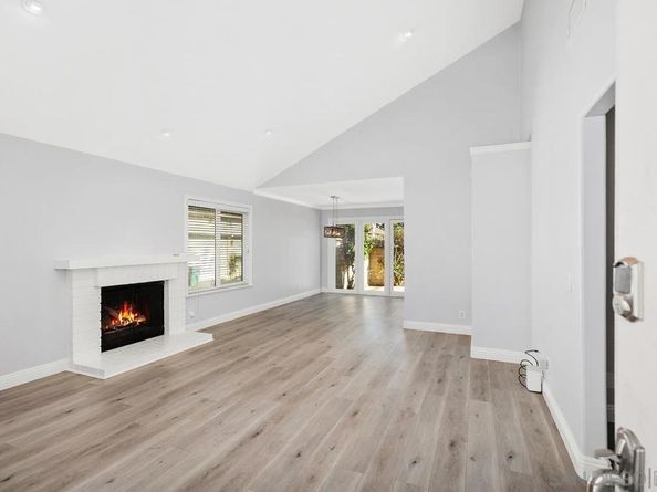 14 Dragonfly 25, Irvine CA 92604