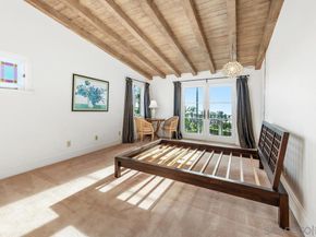 6692 La Jolla Scenic Dr S, La Jolla CA 92037