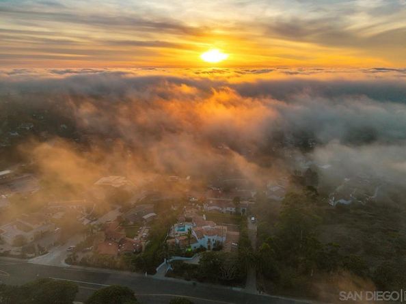 6692 La Jolla Scenic Dr S, La Jolla CA 92037