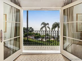 6692 La Jolla Scenic Dr S, La Jolla CA 92037