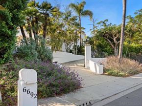 6692 La Jolla Scenic Dr S, La Jolla CA 92037