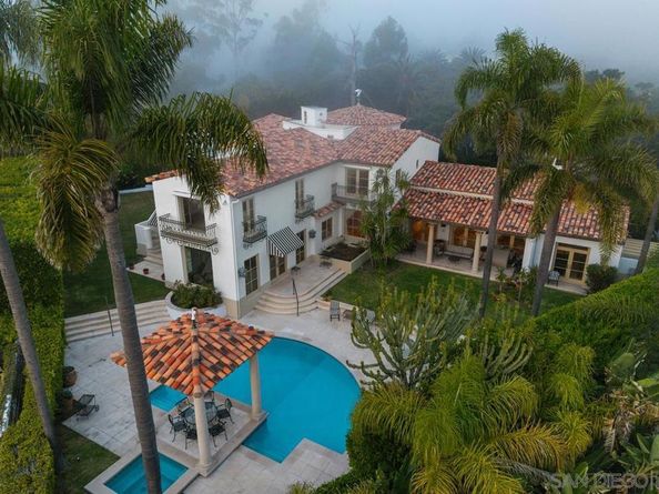 6692 La Jolla Scenic Dr S, La Jolla CA 92037