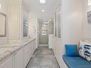 100 Coast 405, La Jolla CA 92037