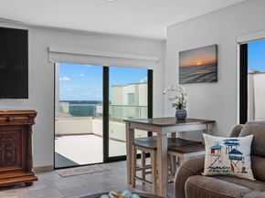 100 Coast 405, La Jolla CA 92037