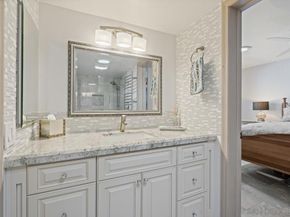 100 Coast 405, La Jolla CA 92037