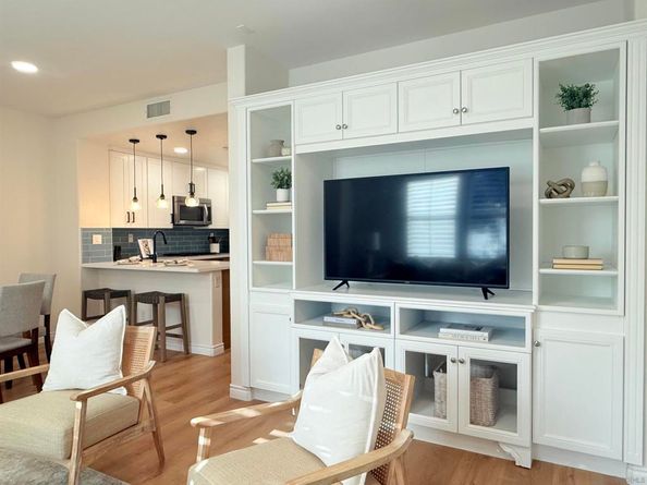 17070 Calle Trevino 5, San Diego CA 92127