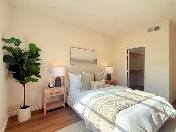 17070 Calle Trevino 5, San Diego CA 92127