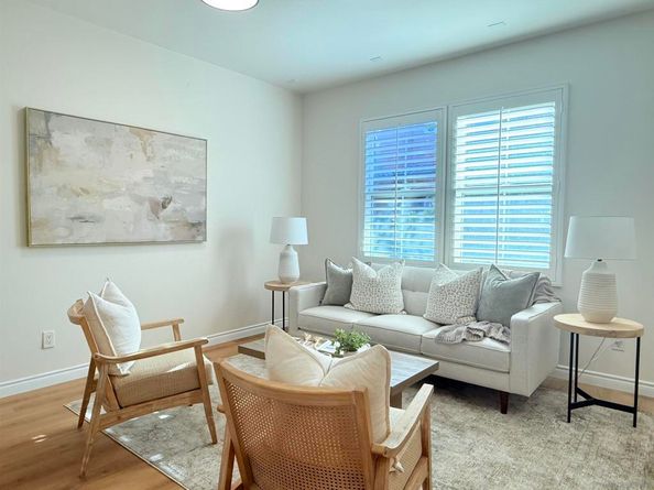 17070 Calle Trevino 5, San Diego CA 92127