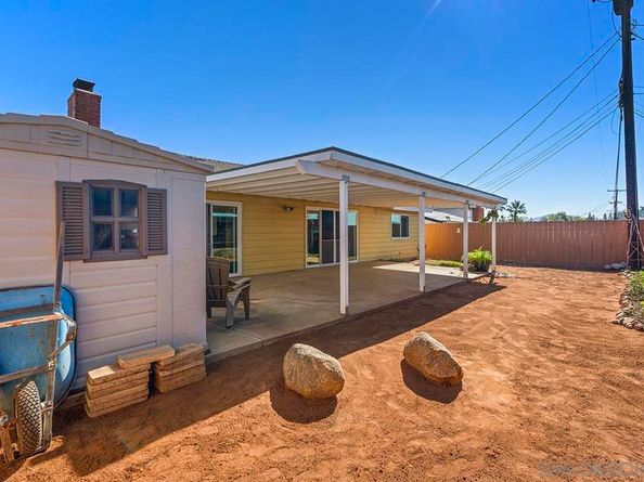 1718 Outer Dr., El Cajon CA 92021