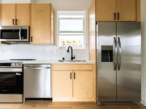 2945 B St, San Diego CA 92102