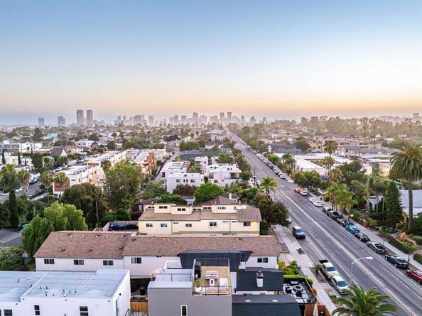 2945 B St, San Diego CA 92102