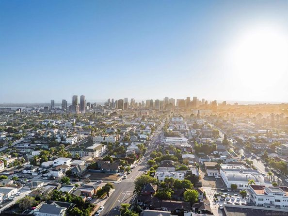 2945 B St, San Diego CA 92102