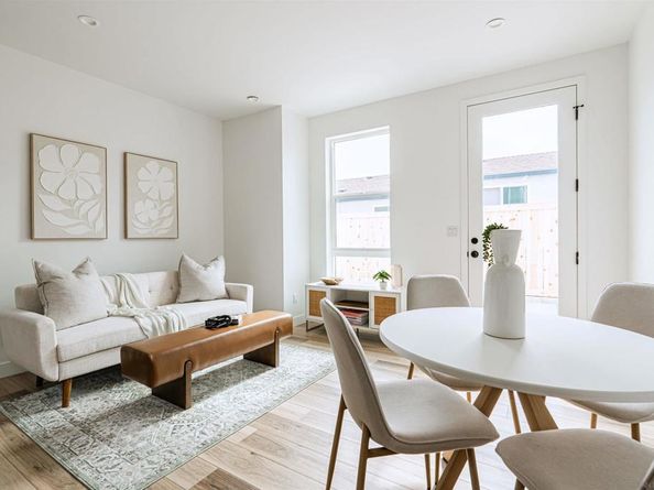 2945 B St, San Diego CA 92102