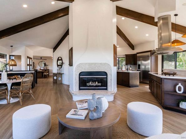 2606 Galicia Way, Carlsbad CA 92009