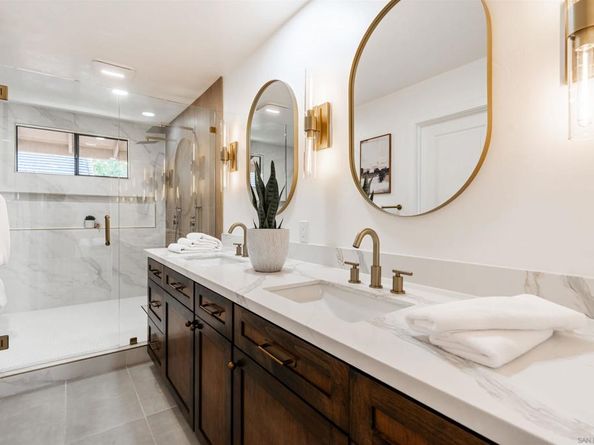 2606 Galicia Way, Carlsbad CA 92009