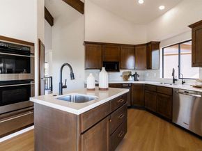 2606 Galicia Way, Carlsbad CA 92009