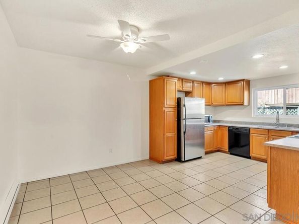 8737 Lake Murray Blvd 6, San Diego CA 92119