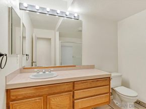 8737 Lake Murray Blvd 6, San Diego CA 92119