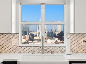 555 Front St 1302, San Diego CA 92101