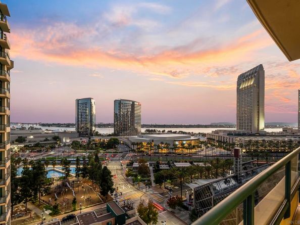 555 Front St 1302, San Diego CA 92101