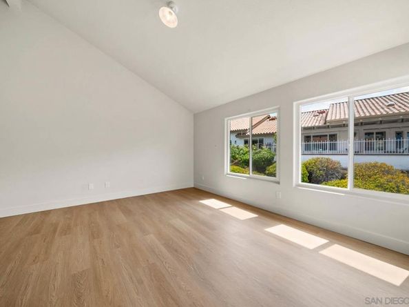 4946 Kalamis Way, Oceanside CA 92056