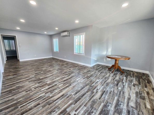 4024-4026 college ave, San Diego CA 92115