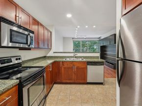 206 Park Blvd 307, San Diego CA 92101