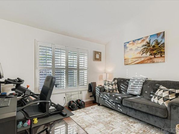 5450 Rebolla Lane, San Diego CA 92124