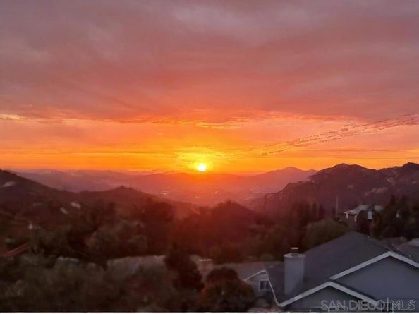 131 Scenic Dr, El Cajon CA 92021