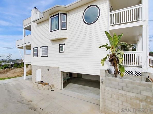 131 Scenic Dr, El Cajon CA 92021