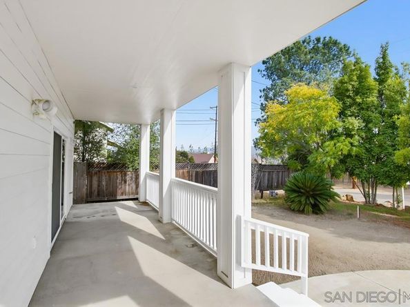 131 Scenic Dr, El Cajon CA 92021