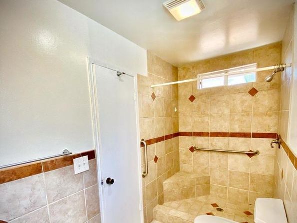 5208 Glen Verde Dr, Bonita CA 91902