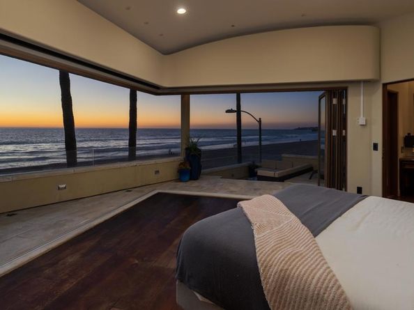 3921 Ocean Front Walk, San Diego CA 92109