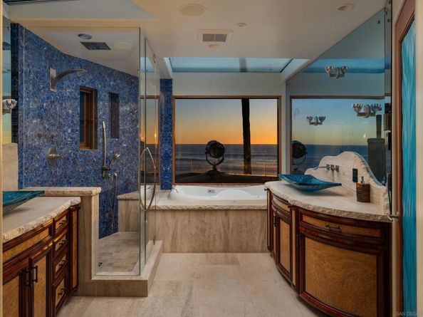 3921 Ocean Front Walk, San Diego CA 92109