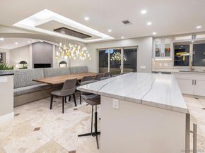 7355 Fay Avenue, La Jolla CA 92037