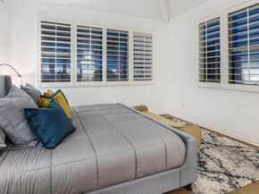 7355 Fay Avenue, La Jolla CA 92037