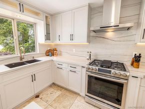 7355 Fay Avenue, La Jolla CA 92037