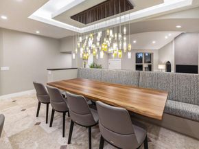 7355 Fay Avenue, La Jolla CA 92037
