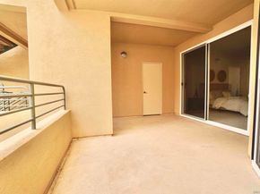 817 Kalpati Circle 212, Carlsbad CA 92008