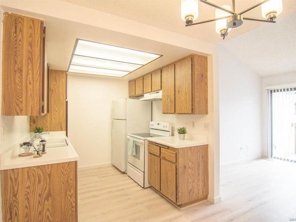 10296 Black Mountain Rd 220, San Diego CA 92126