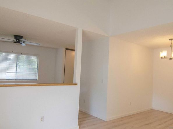 10296 Black Mountain Rd 220, San Diego CA 92126