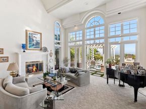 6815 S La Jolla Scenic Drive, La Jolla CA 92037