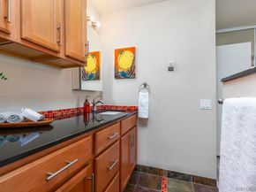 4878 Pescadero Ave 103, San Diego CA 92107