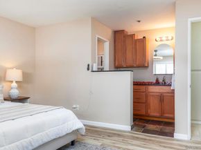 4878 Pescadero Ave 103, San Diego CA 92107