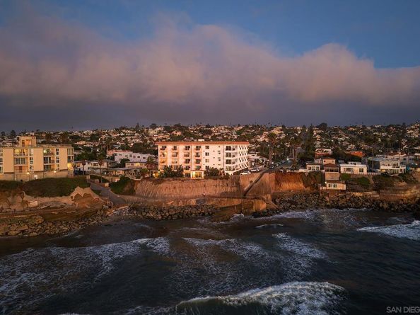 4878 Pescadero Ave 103, San Diego CA 92107