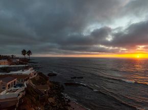 4878 Pescadero Ave 103, San Diego CA 92107