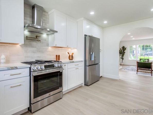 13147 Portofino Dr, Del Mar CA 92014
