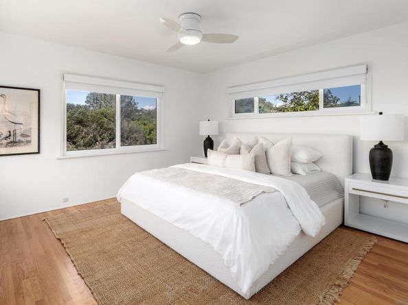 7850 Roseland Dr, La Jolla CA 92037