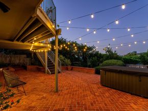 7850 Roseland Dr, La Jolla CA 92037