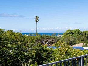 7850 Roseland Dr, La Jolla CA 92037